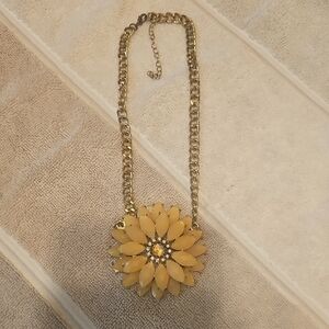 Gold Floral Pendant Necklace